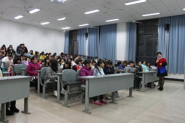 自动化学院为学子开展公务礼仪讲座