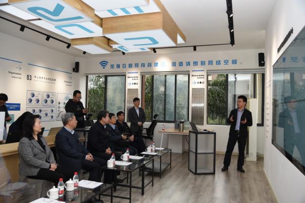 DSC_6143.JPG dcf5be54b071e59398158df330762a51_ec1cd.j