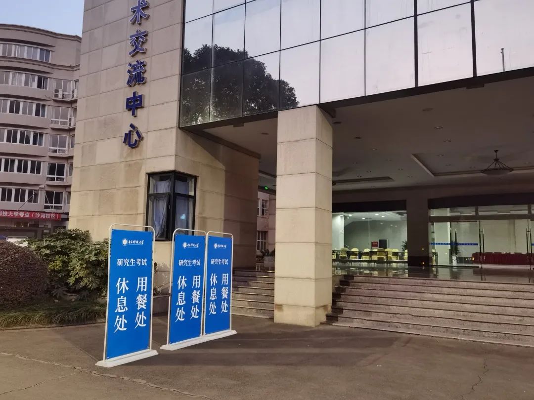 休息3.jpg dd201b655da766080da437b075da5e98.jpg