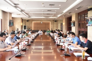 学校第十届学位评定委员会召开第四次全体会议