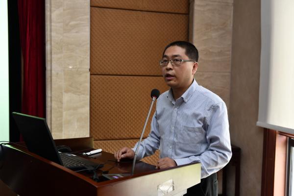 qingnian0006.JPG dd26dfe026af0161513f5c43ffd929b8.jpg