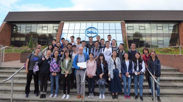 图4.Dell公司与肖恩教授合影.JPG 图4.Dell公司与肖恩教授合影.JPG