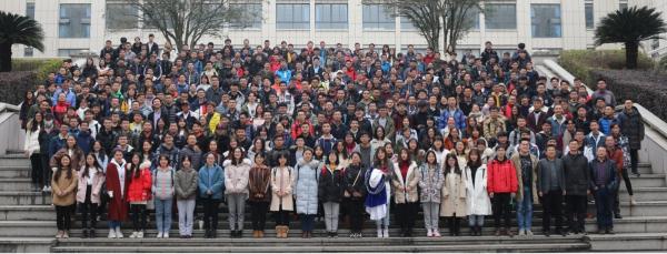 合影.jpg 合影.jpg