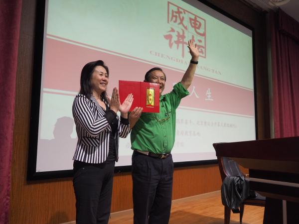 中国舞蹈届泰斗潘志涛讲述“舞蹈之路”