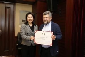 【改革视点】大师通识课程启动 菲尔兹奖得主来校授课