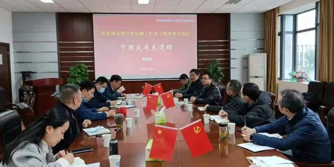 1.jpg ddf3646383ab54428379be14c213b4ab.jpg