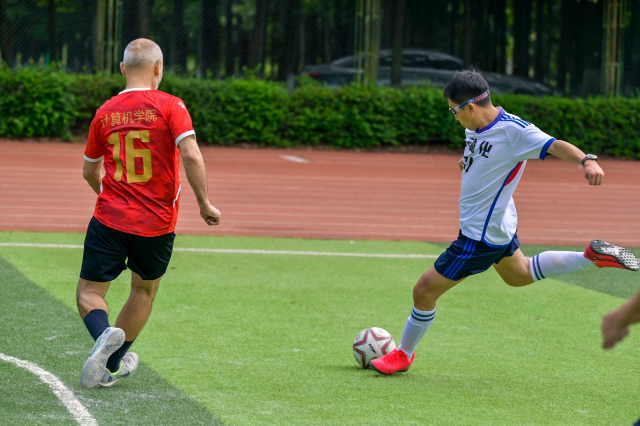 微信图片_20241017104259.jpg de8d2bedb621f1839b3abc3ebd69d771_8ad84.j