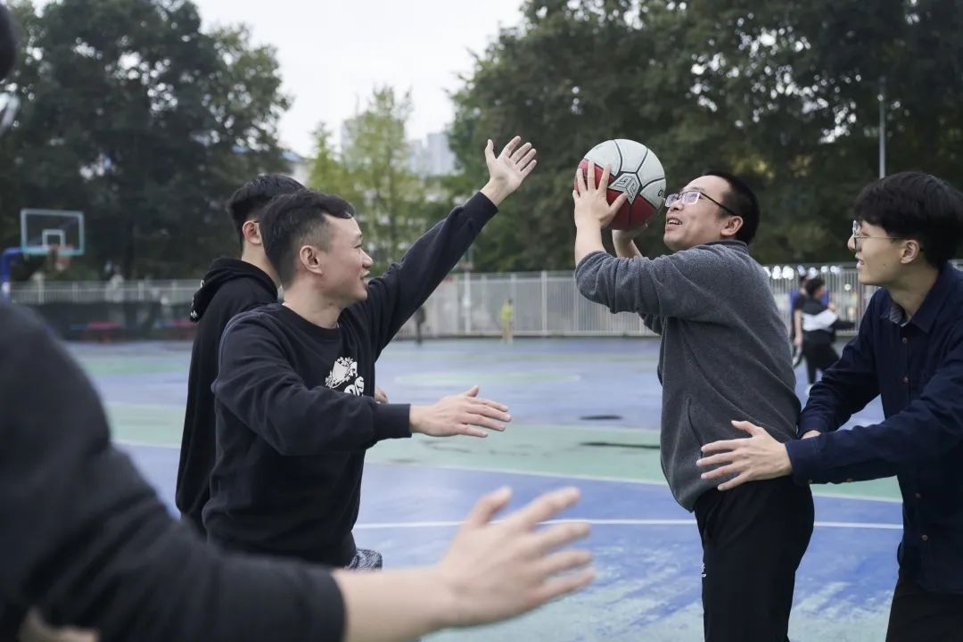 B65F62202469982939191EDAE48_976D25C1_156