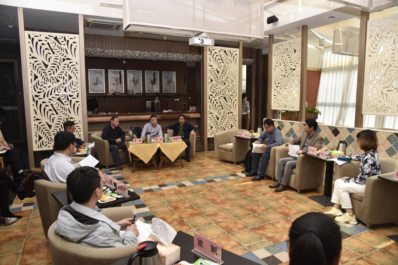 学校举办第五期“成电下午茶-校领导与教职工有约”活动