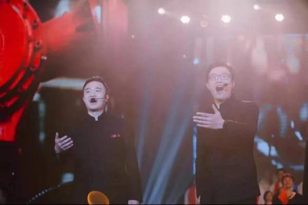 我和我的祖国2.jpg dff649b385e8cbd5c91ce21a792512ad.jpg