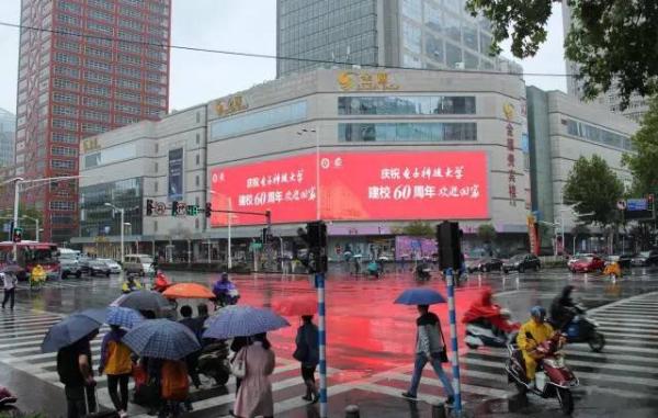 IMG_6749.JPG e0013a7be02cf0119a41b33d59477341.jpg