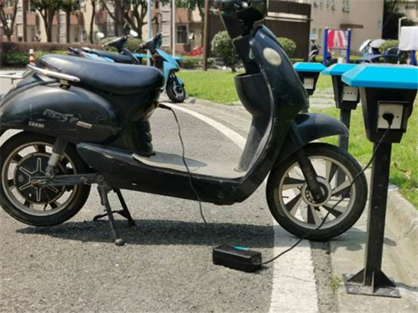 image004.jpg e05c6a2147c52388143e72843759dd50.jpg