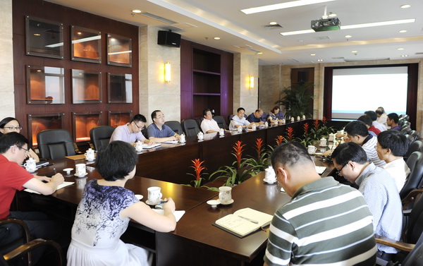 学校召开新学期全校科技工作会议