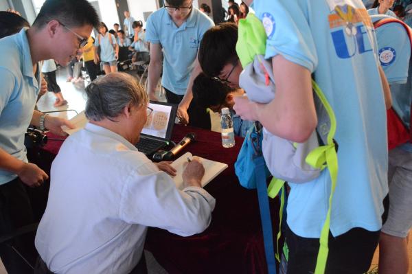 DSC_8488.JPG DSC_8488.JPG