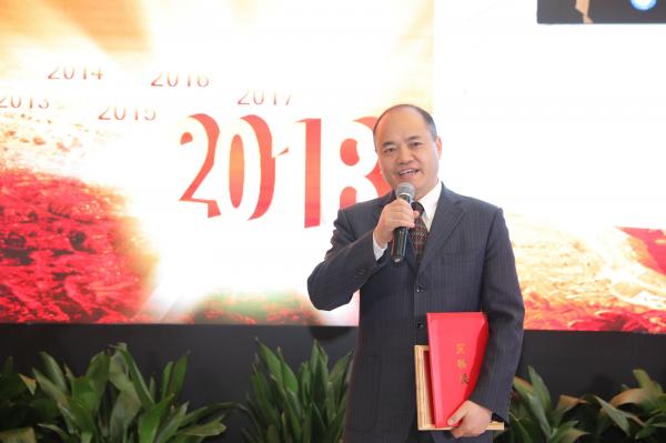 医学院院长杨正林教授获第十九届吴杨奖