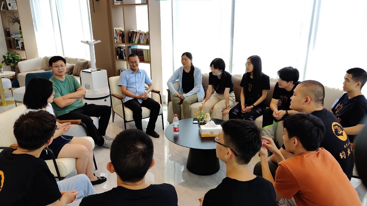 7.jpg e2dede235f3cf83ee79bc3089cf2a394_54015.j