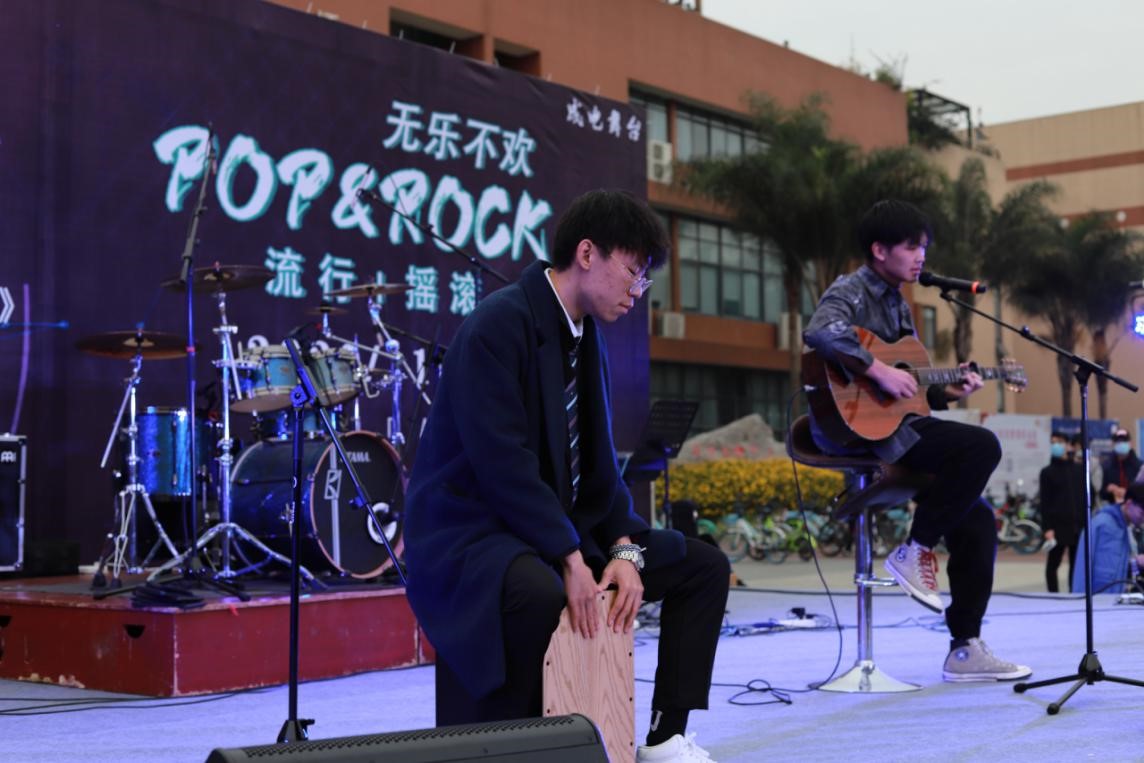 18.jpg e3e8f737c264c6350bd2635a754d5fba_c99b9.j