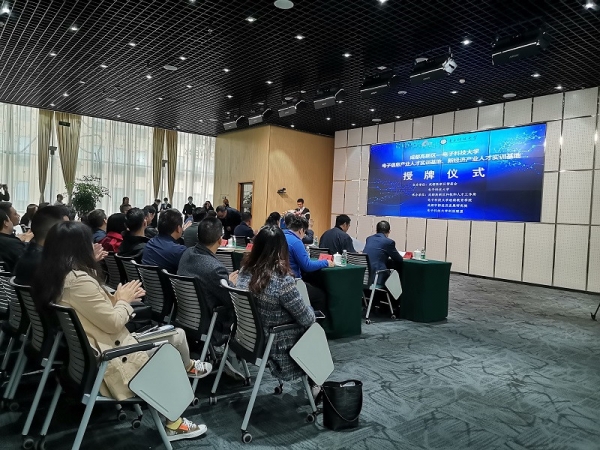 1604490225179.jpg 1604490225179.jpg