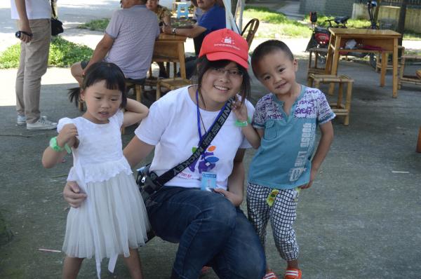 自动化学院赴都江堰聚源镇参与“三下乡”社会实践