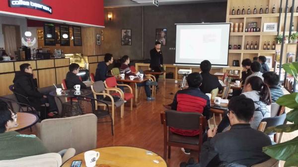 学者论坛研讨燃料电池和能量转换前沿热点问题