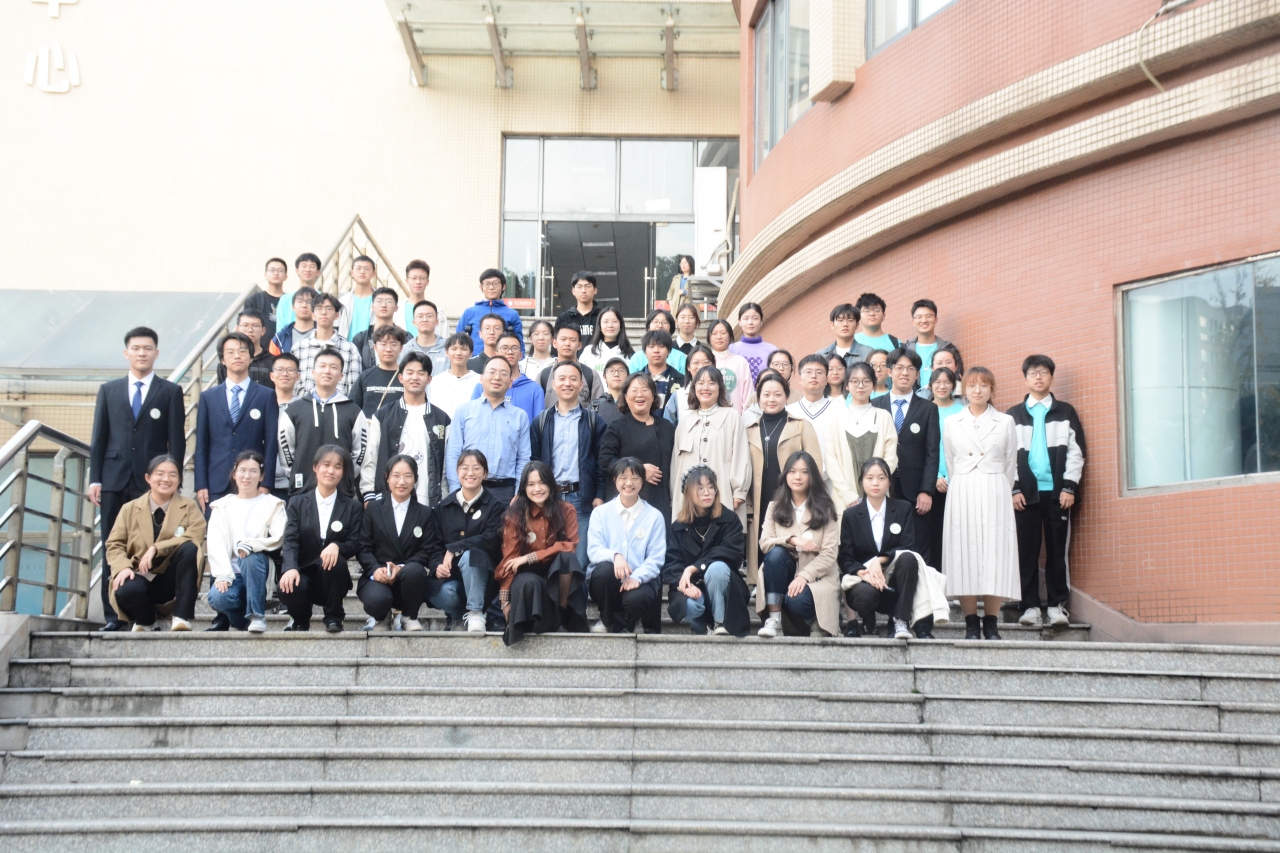 我校第七届“十佳心理委员”答辩会举行