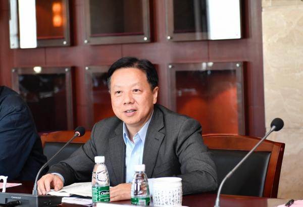 qingnian0002.jpg e5e518862e1757ae35fec546e9d985d5.jpg