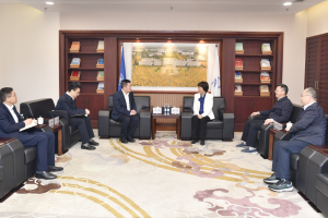 巴中市委常委、组织部部长徐勇一行来校访问