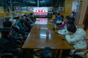 生命学院本科生党支部与亚弄村党支部开展联合主题党日活动