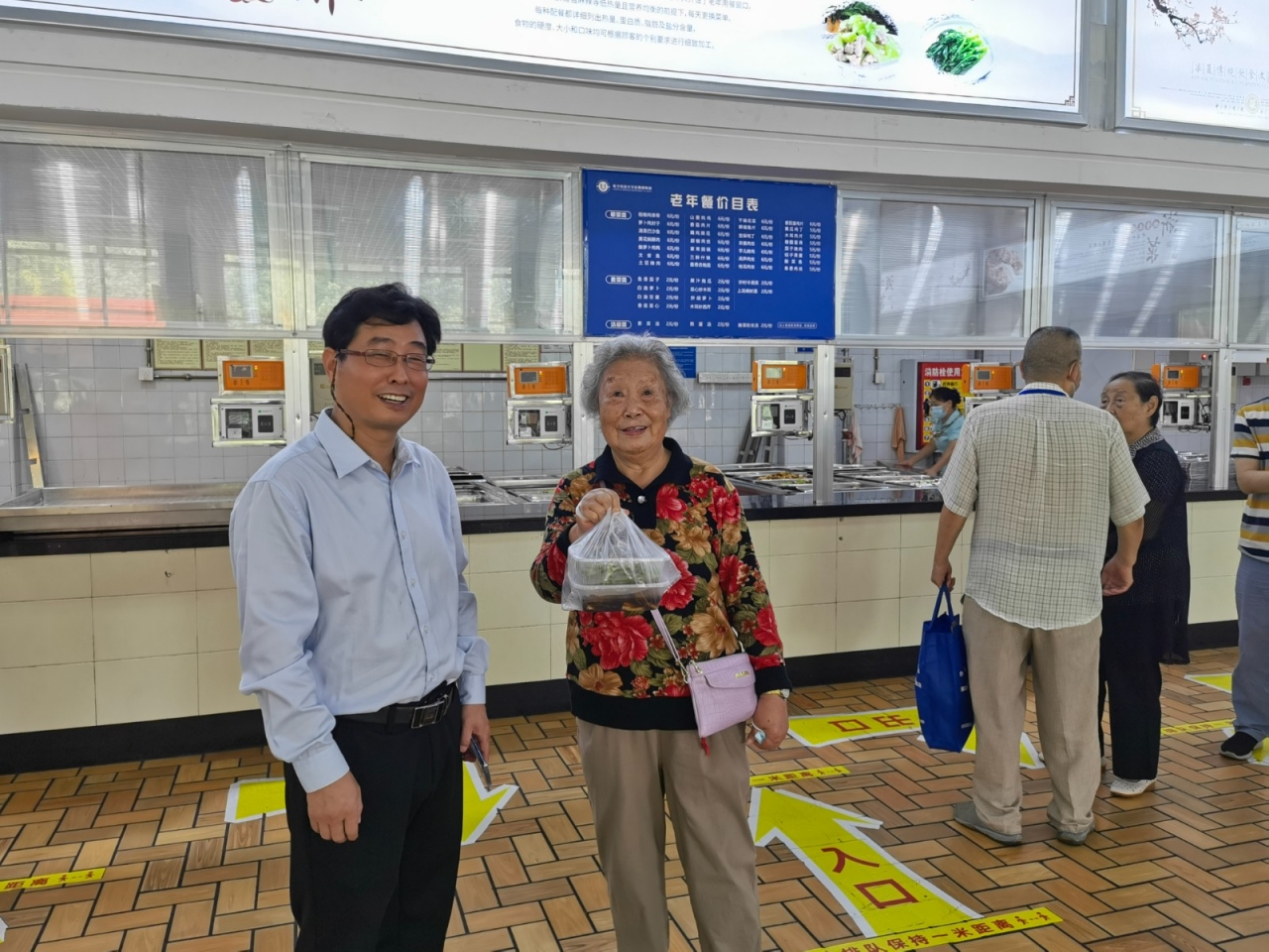 2.jpg e8475e1ab2e4e4755c1647e8a0314a42.jpg