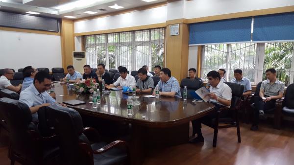 大连市公安局访问物理电子学院