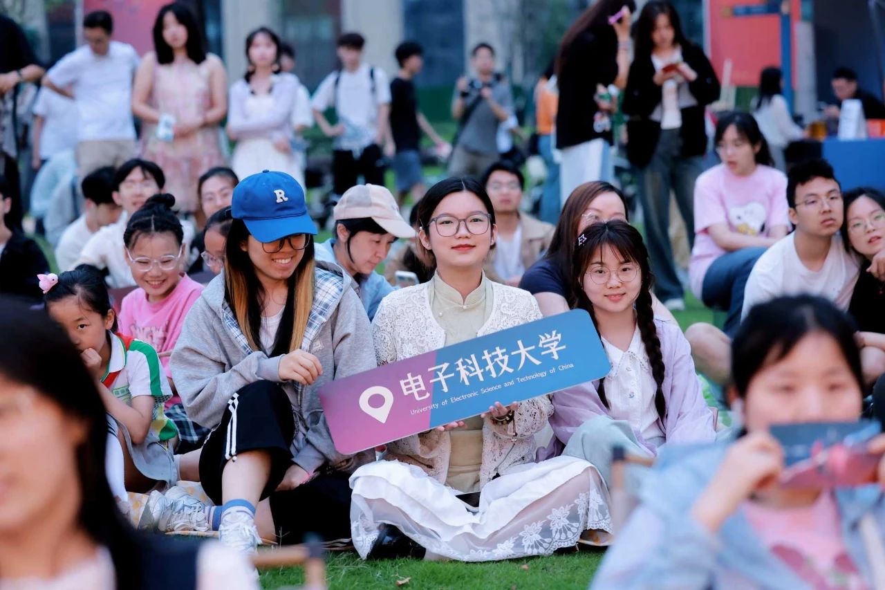 e86f5c264ebe7370486eb6ec13e1def5_410c3.j