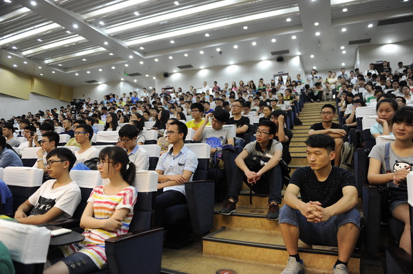 lang0005.JPG e89eda2a31083bb1778bddfe6d3a6874.jpg