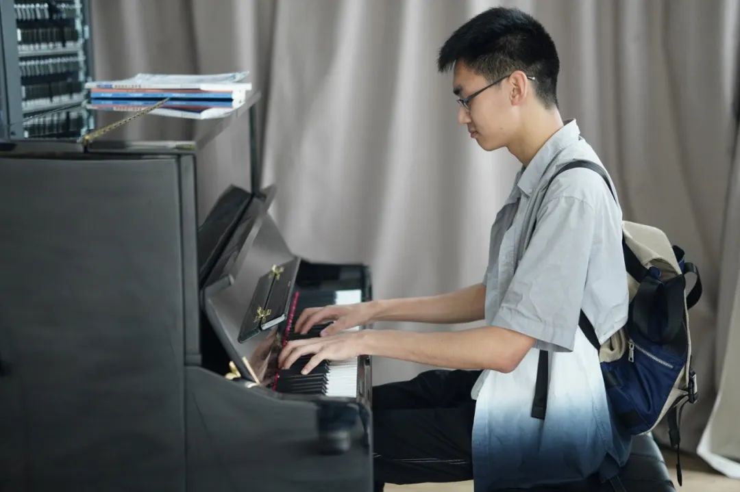 mmexport1680176402968.jpg e8ab41fc2887acd1cbefea92616a000a.jpg