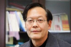 【我最喜爱的老师】王让新：育人有道 润物无声