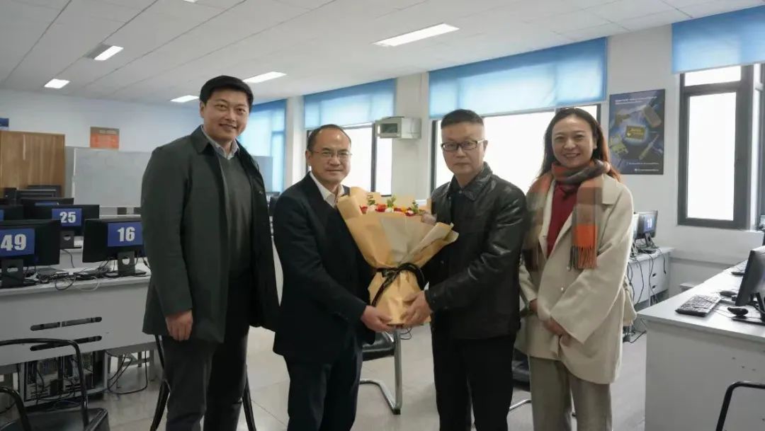 640 (4).jpg e99f4b60fa2215e76aea899a079e2090.jpg