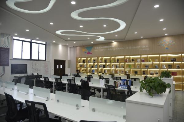 _BCL5651.JPG ea508234a3100acd5cdf786a3a787d11.jpg