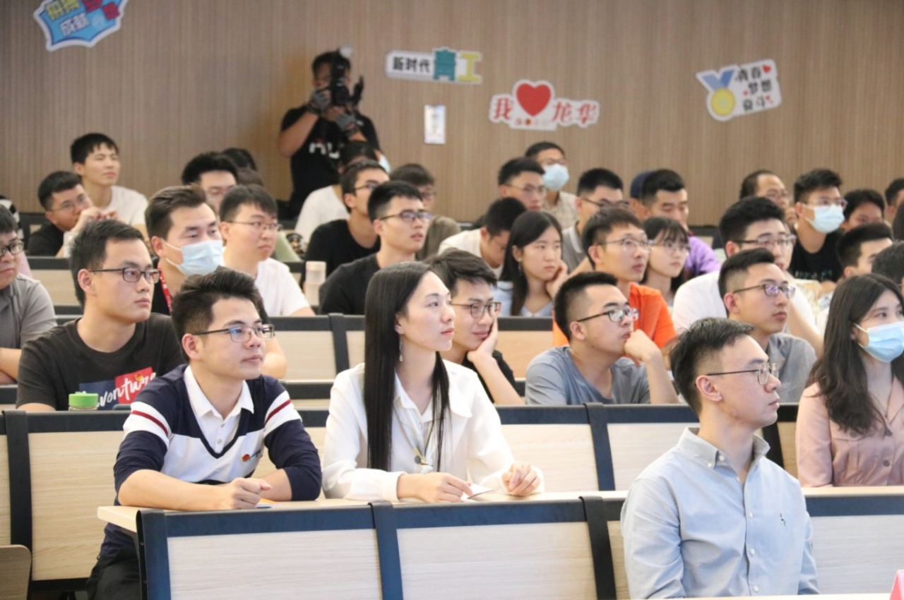 17025F277BE5BE6BE0B1021DE8F_C0BCE335_37C