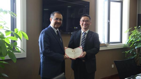 以色列Ariel大学副校长Albert Pinhasov教授来校访问