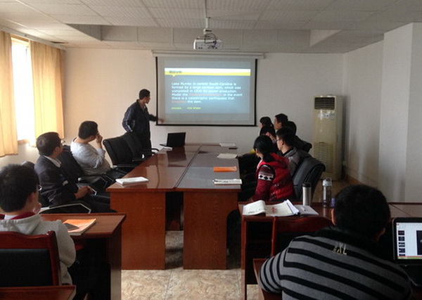 数学学院MCM/ICM小班专题研讨课开课