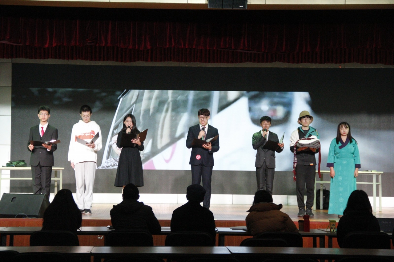 朗诵20 合照1.jpg 朗诵20 合照1.jpg