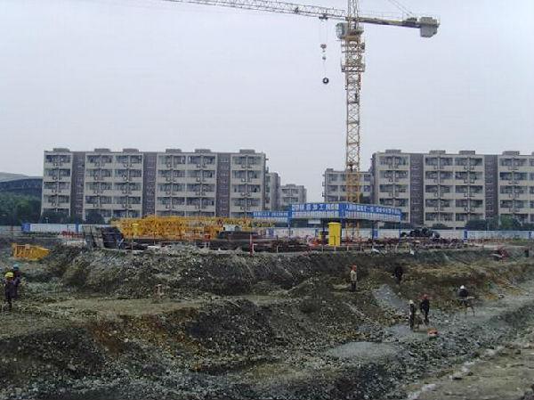 清水河校区学生公寓四期完成基础开挖