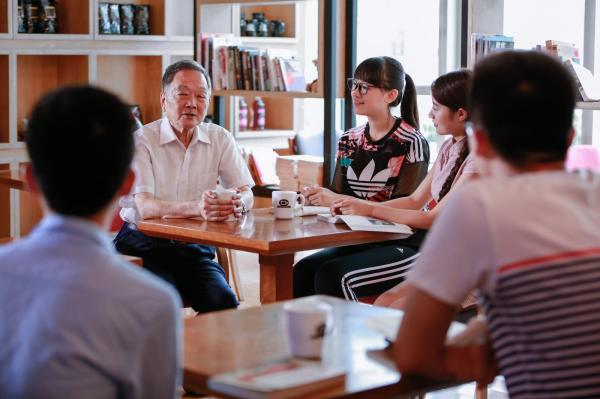 【建设双一流】信息与通信工程学科：做现代信息社会的“发动机”和“倍增器”