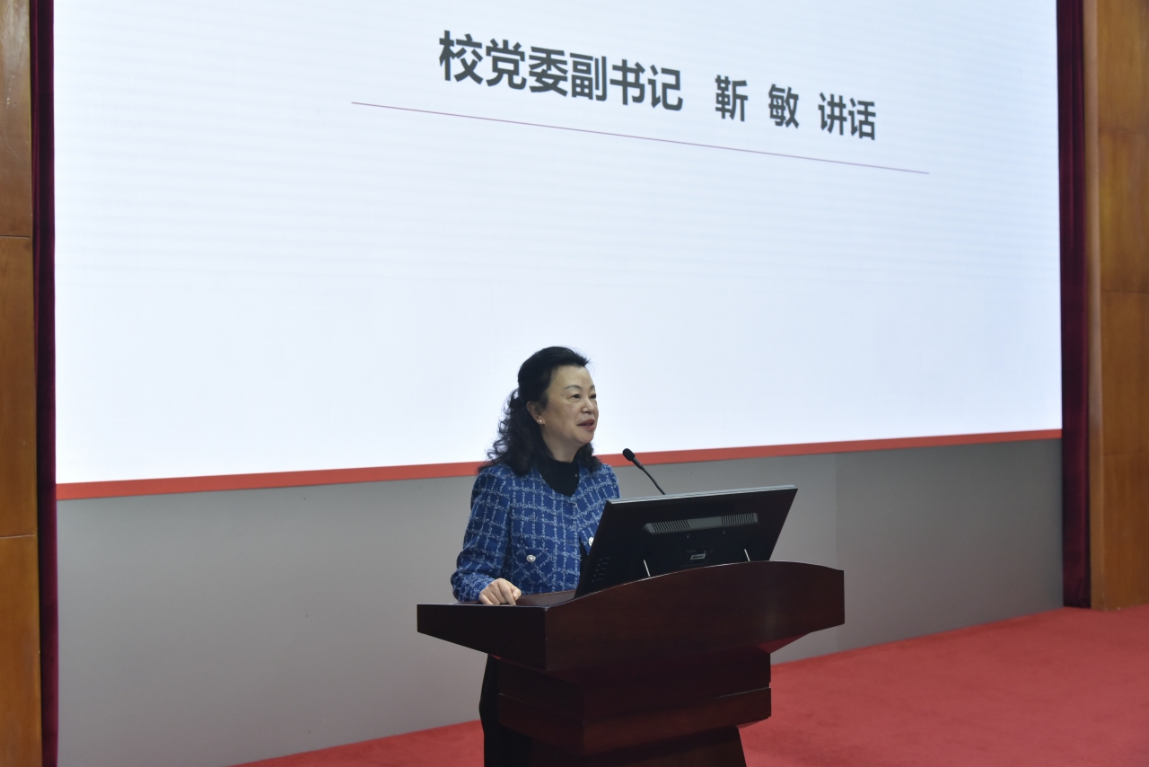 _AAA6819.JPG ee3d087f5c97eab171b8254d4dd22078.jpg