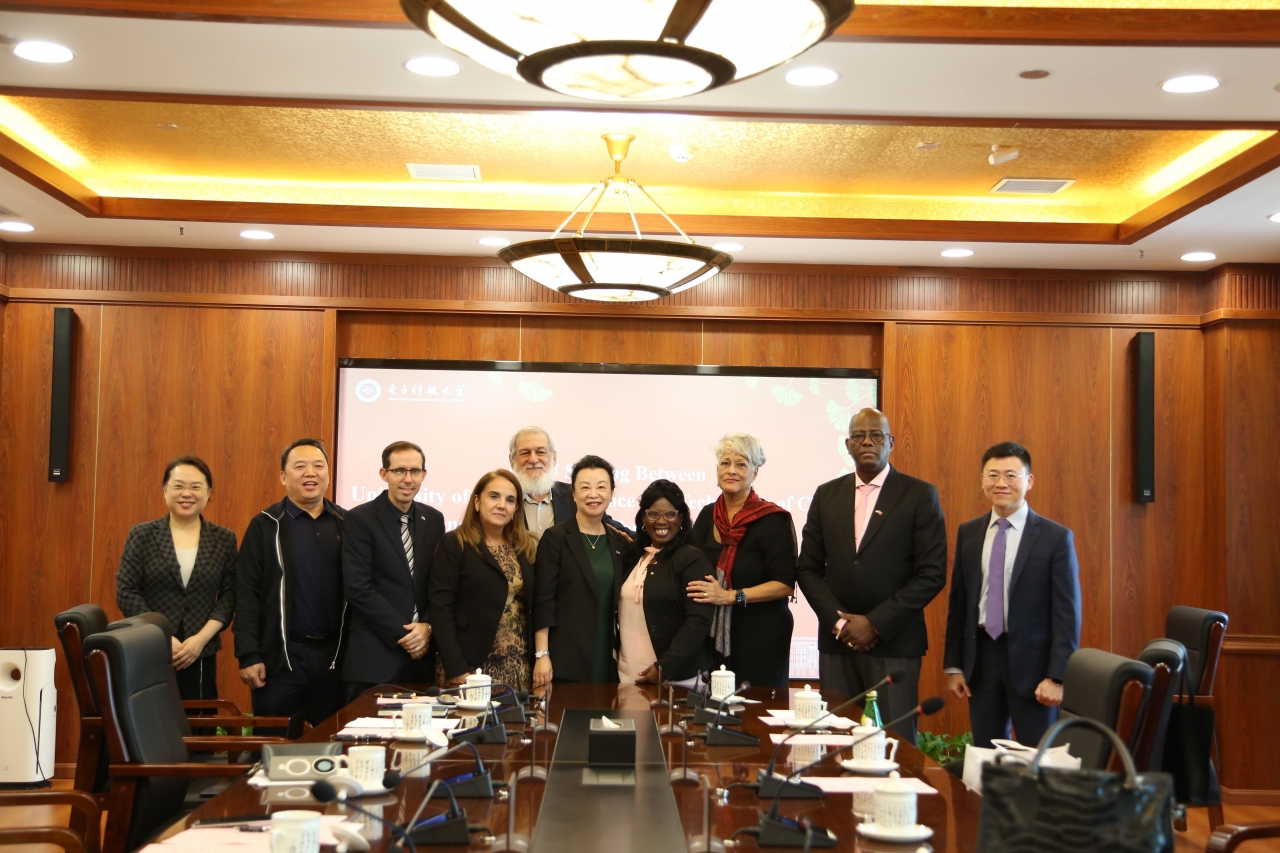 古巴大学校长代表团来访我校