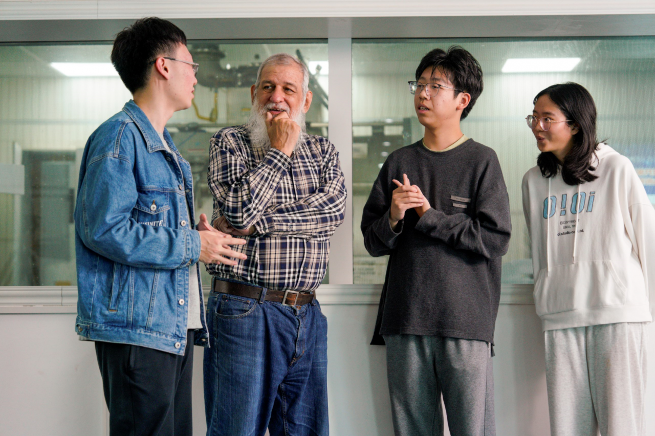 裴德乐.png 裴德乐.png