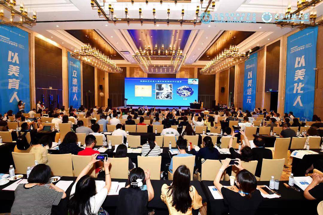 封面1.jpg 封面1.jpg