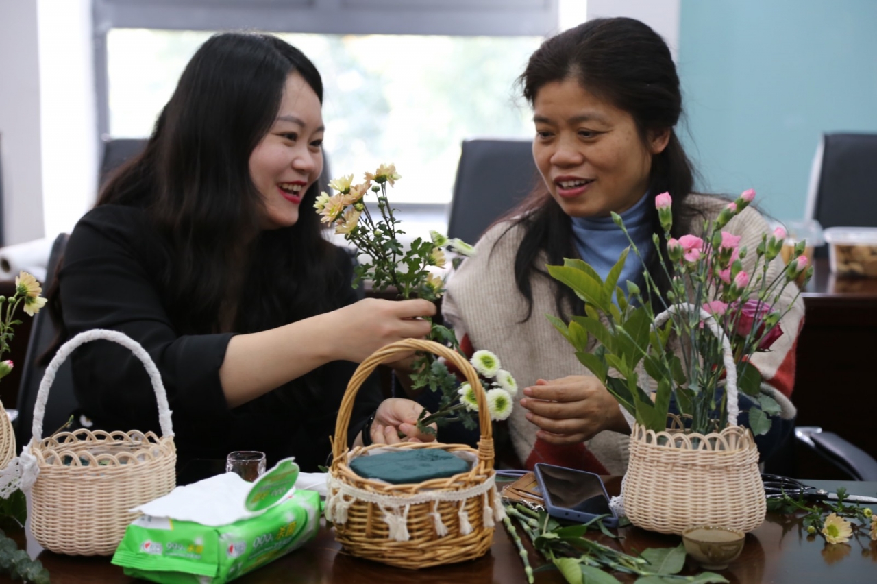 f0a552fbec0f31befc39efa413825709_e215c.j