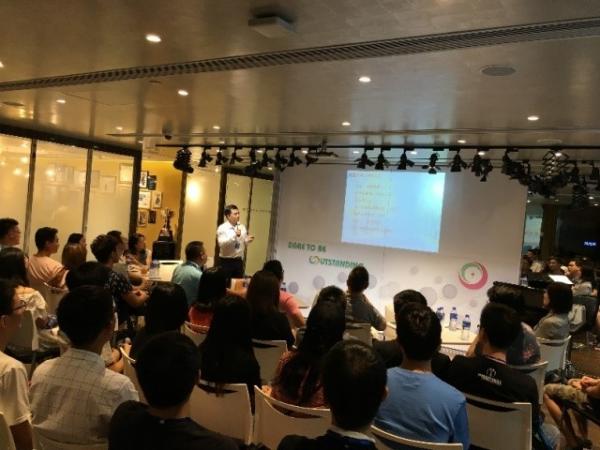 电子科大香港校友会举行2017年校友迎新庆典