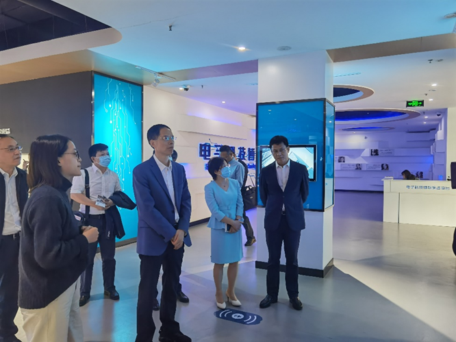 湖州市城市推介会及招聘活动在清水河校区举行