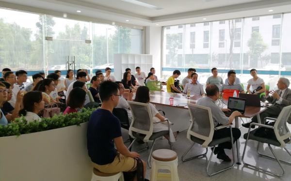 美国国家工程院院士陈世卿作客名师讲堂